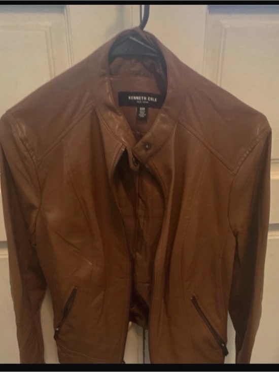 Kenneth Cole Jackets & Blazers - Kenneth Cole Women's Brown Leather Bomber Jacket